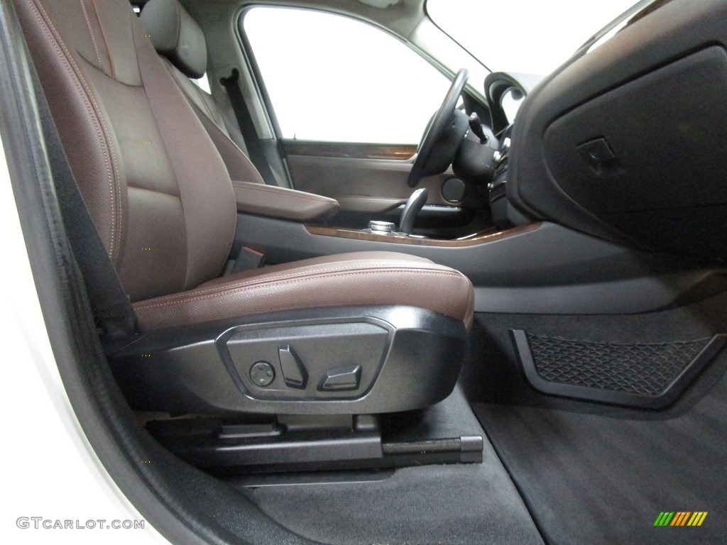 2016 X3 xDrive35i - Mineral White Metallic / Mocha photo #15