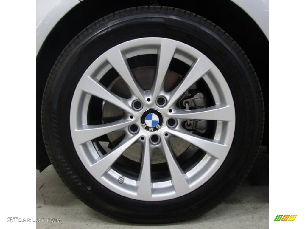 2018 3 Series 320i xDrive Sedan - Glacier Silver Metallic / Black photo #24