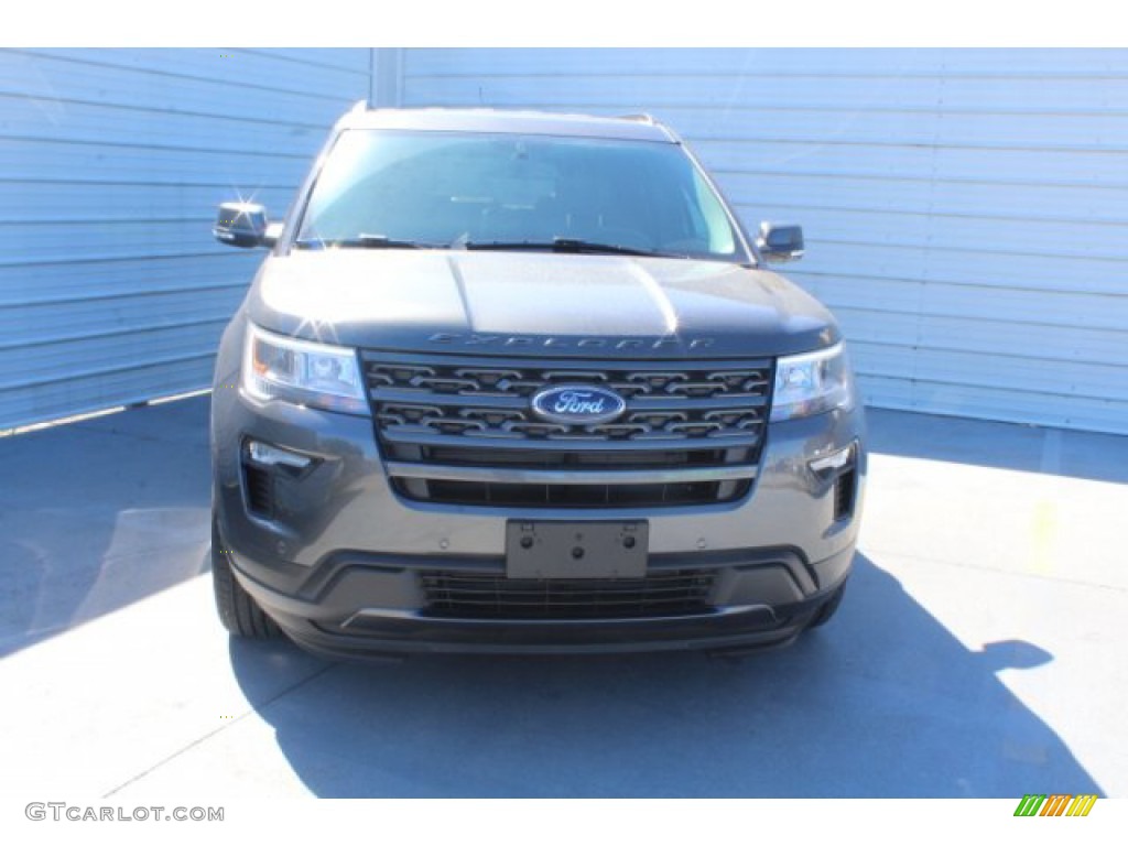 2019 Explorer XLT - Magnetic / Medium Black photo #3