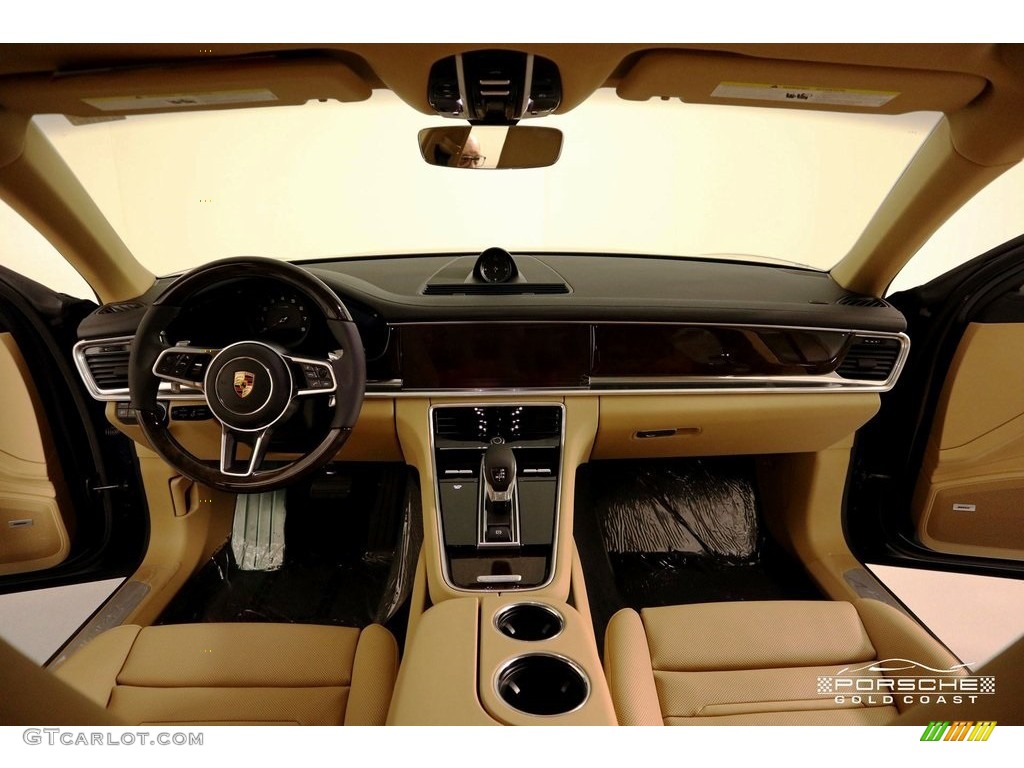 2018 Panamera 4 - Night Blue Metallic / Black/Luxor Beige photo #16