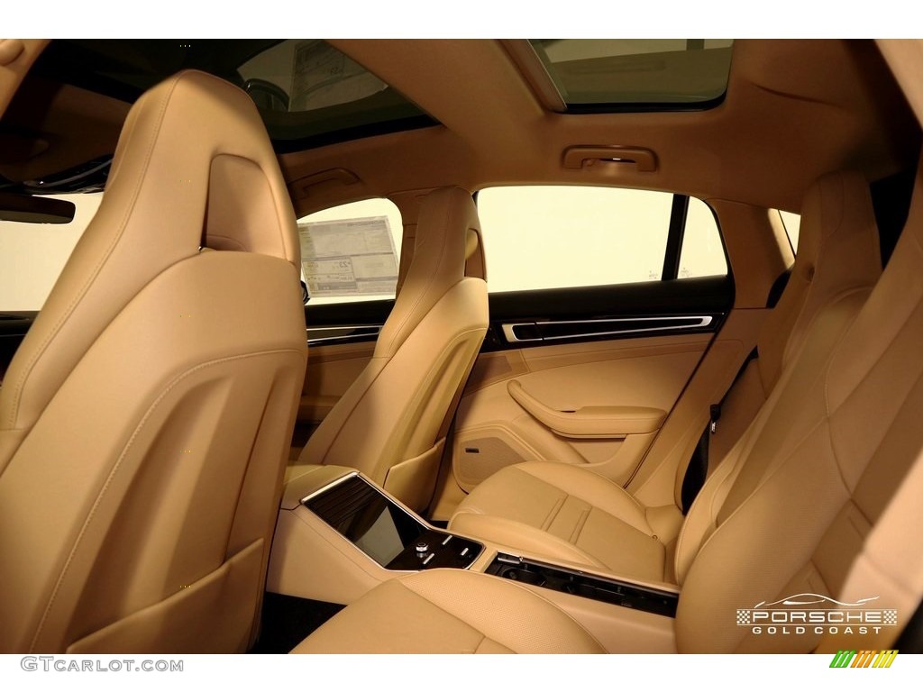 2018 Panamera 4 - Night Blue Metallic / Black/Luxor Beige photo #28