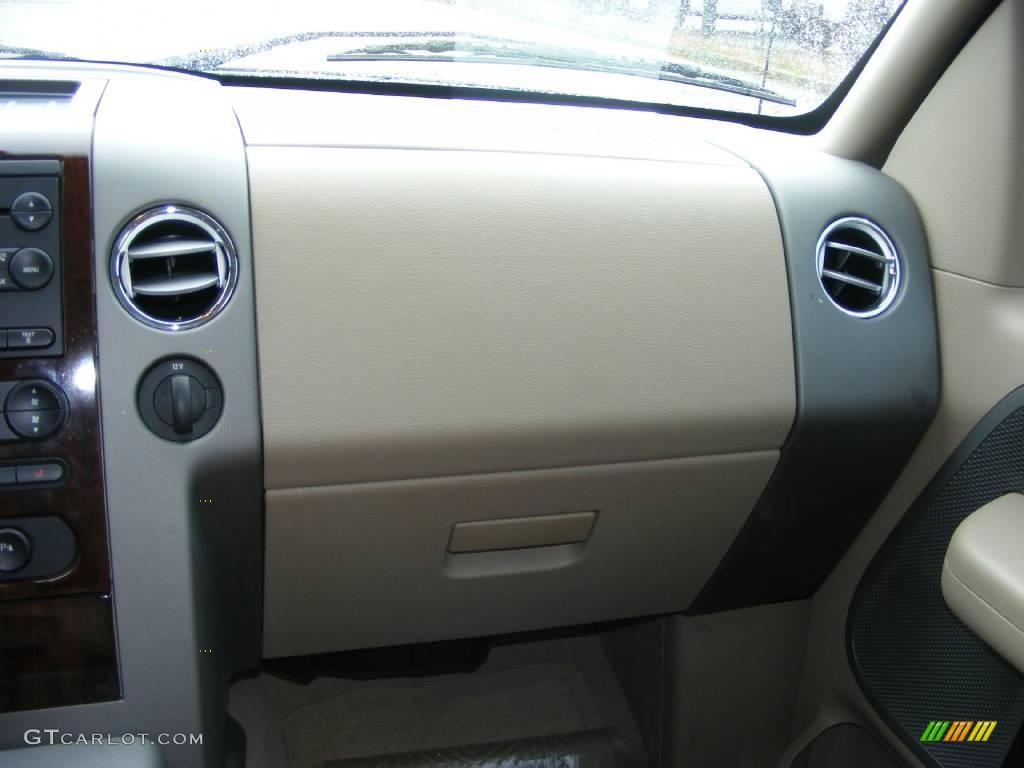 2005 F150 King Ranch SuperCrew 4x4 - Black / Castano Brown Leather photo #23