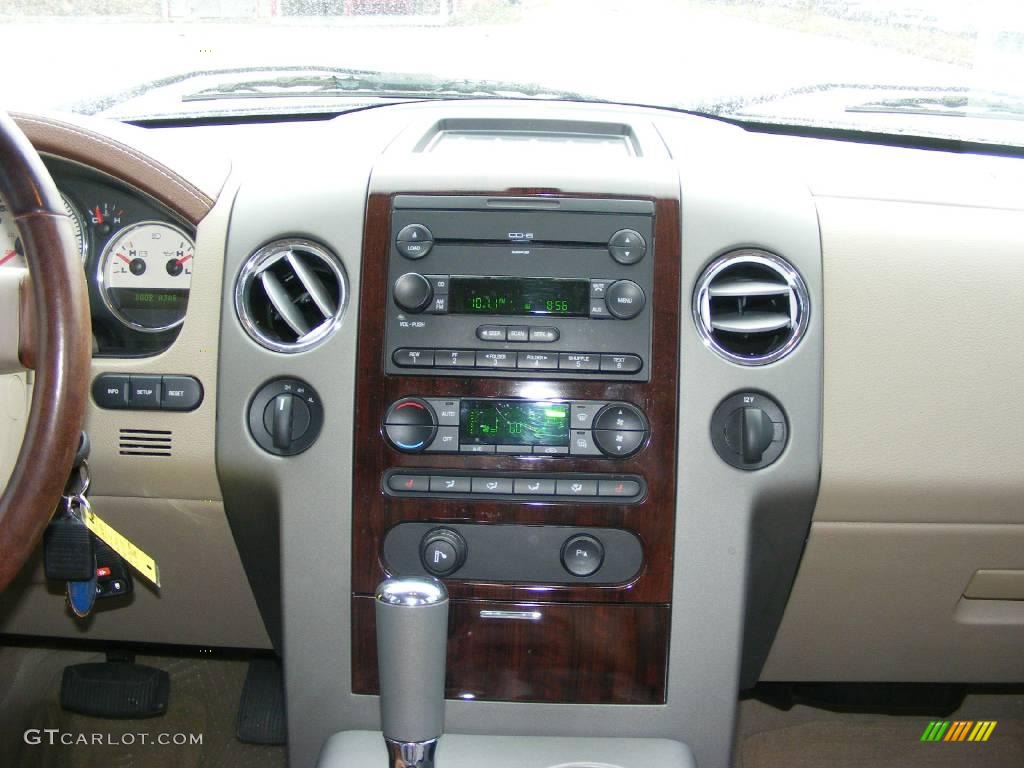 2005 F150 King Ranch SuperCrew 4x4 - Black / Castano Brown Leather photo #24
