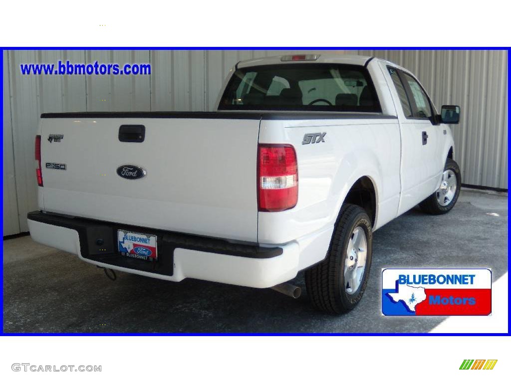 2006 F150 STX SuperCab - Oxford White / Medium/Dark Flint photo #3