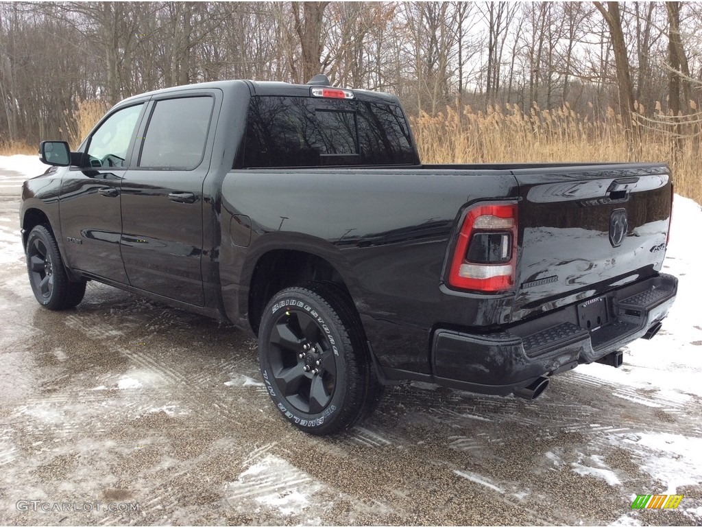 2019 1500 Big Horn Crew Cab 4x4 - Diamond Black Crystal Pearl / Black photo #4
