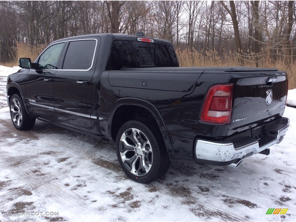 2019 1500 Limited Crew Cab 4x4 - Diamond Black Crystal Pearl / Black photo #4