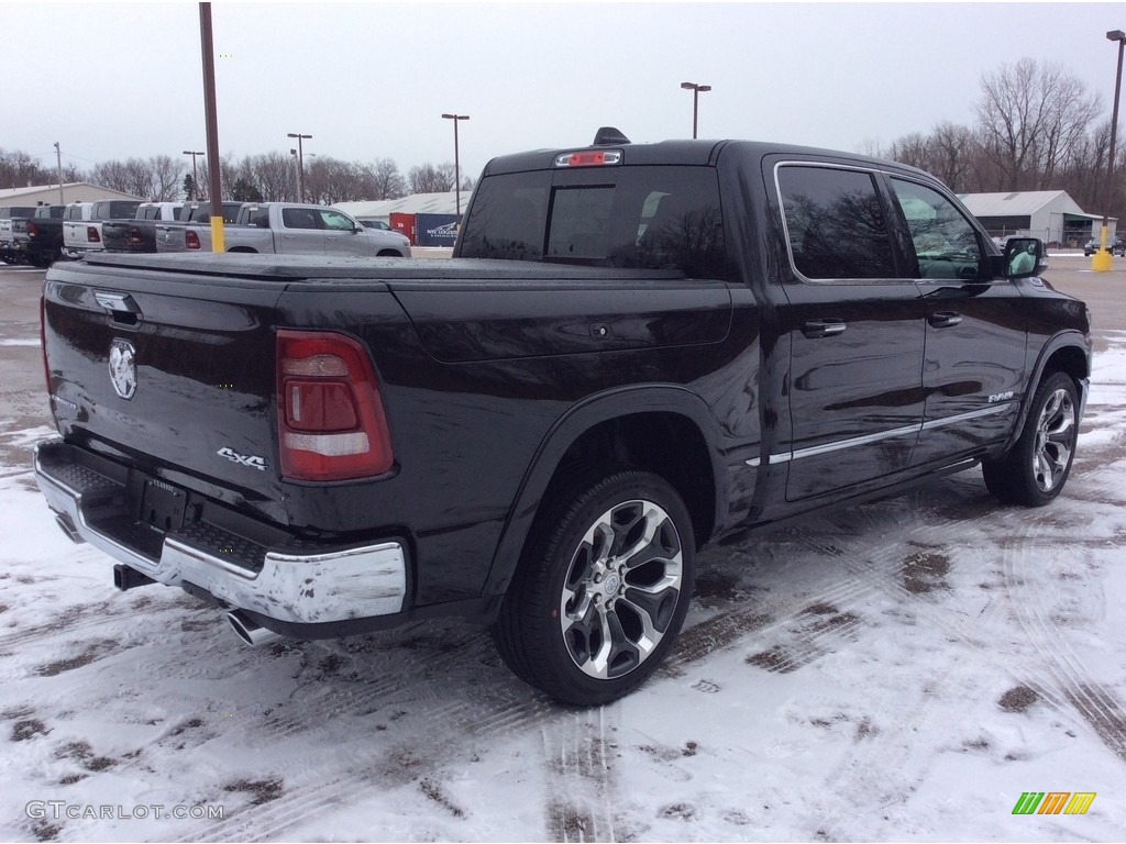 2019 1500 Limited Crew Cab 4x4 - Diamond Black Crystal Pearl / Black photo #8