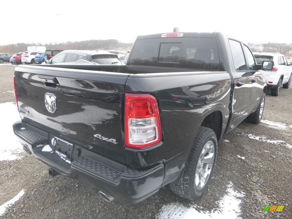 2019 1500 Big Horn Crew Cab 4x4 - Diamond Black Crystal Pearl / Black photo #5