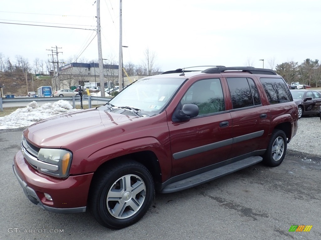 2005 TrailBlazer EXT LS 4x4 - Medium Red Metallic / Light Gray photo #1