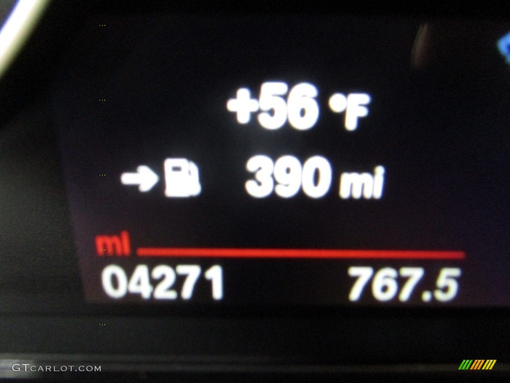 2018 3 Series 320i xDrive Sedan - Glacier Silver Metallic / Black photo #24
