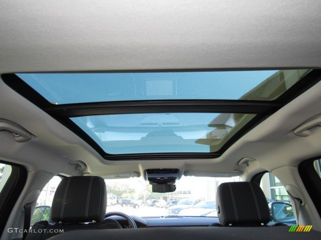 2019 Range Rover Velar R-Dynamic SE - Santorini Black Metallic / Ebony photo #18