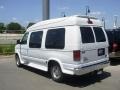 Oxford White - E Series Van E150 Passenger Conversion Photo No. 3