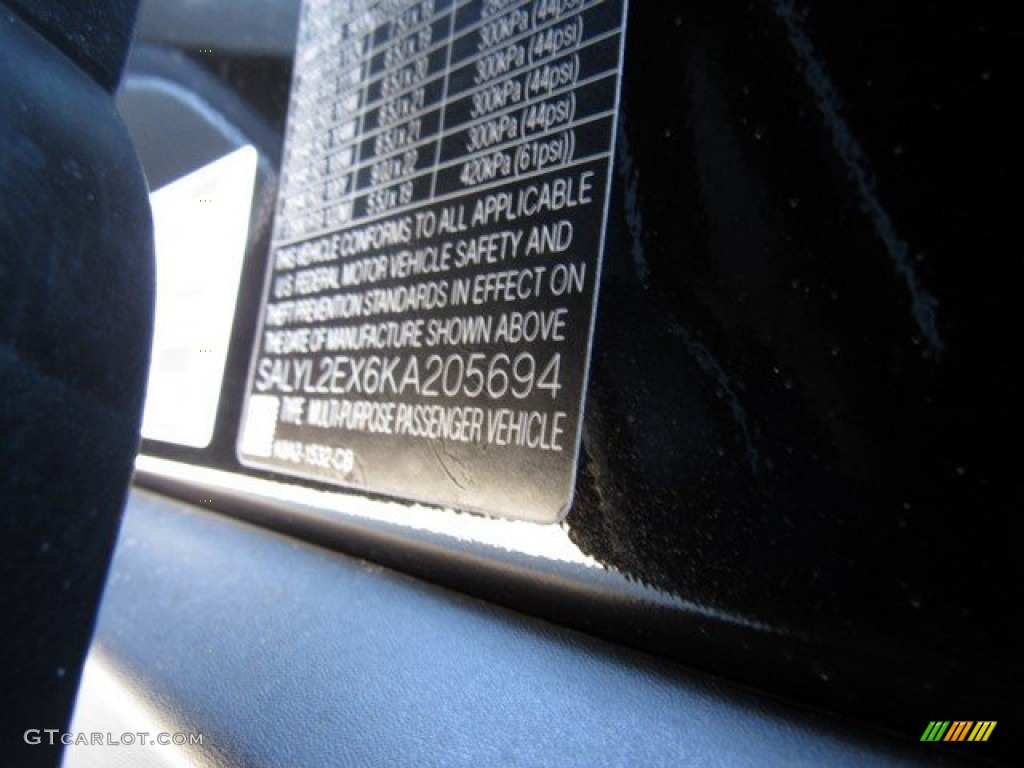 2019 Range Rover Velar R-Dynamic SE - Santorini Black Metallic / Ebony photo #38