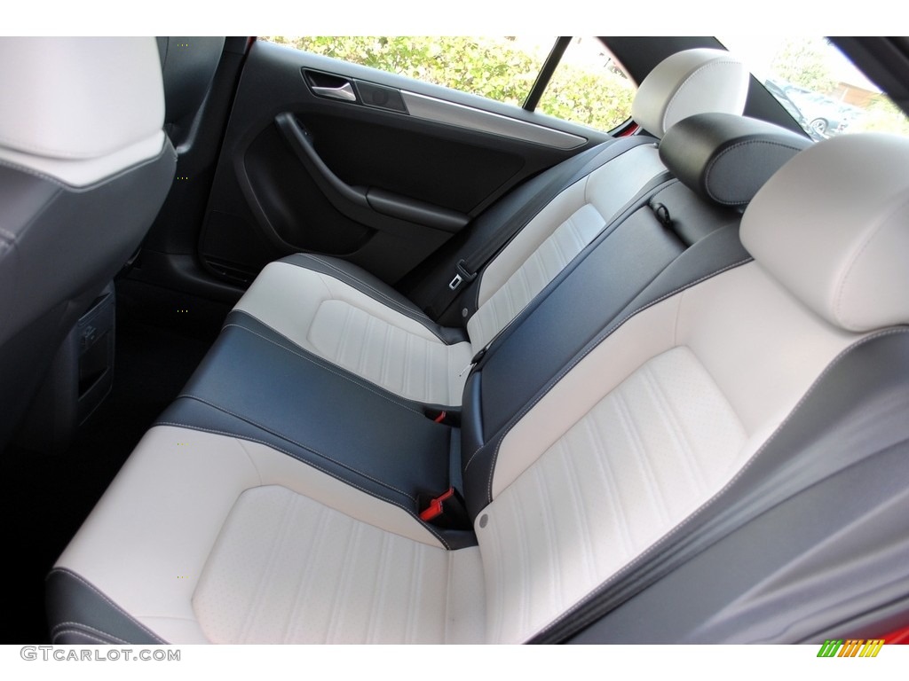 Black/Ceramique Interior 2016 Volkswagen Jetta Sport Photo #131941271