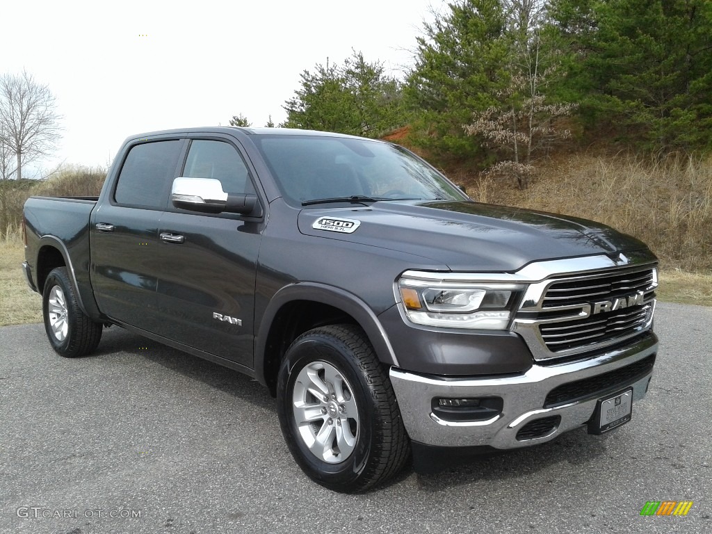 2019 1500 Laramie Crew Cab 4x4 - Granite Crystal Metallic / Black photo #4
