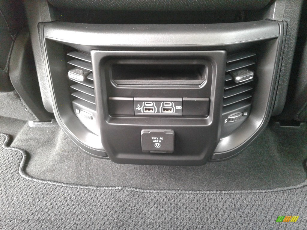 2019 1500 Laramie Crew Cab 4x4 - Granite Crystal Metallic / Black photo #14