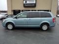 Clearwater Blue Pearl 2009 Chrysler Town & Country LX