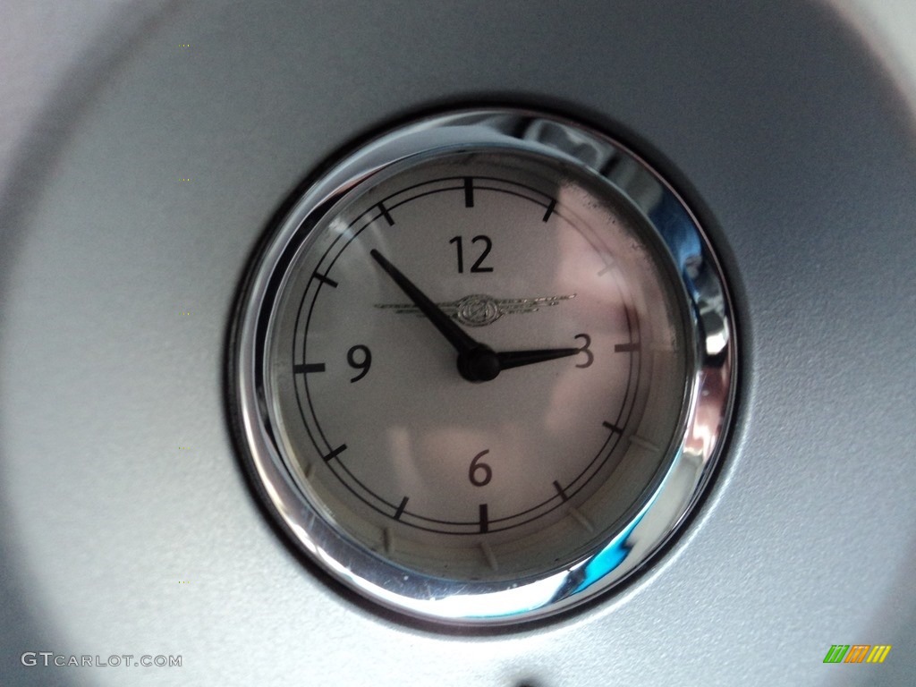 2009 Town & Country LX - Clearwater Blue Pearl / Medium Slate Gray/Light Shale photo #17