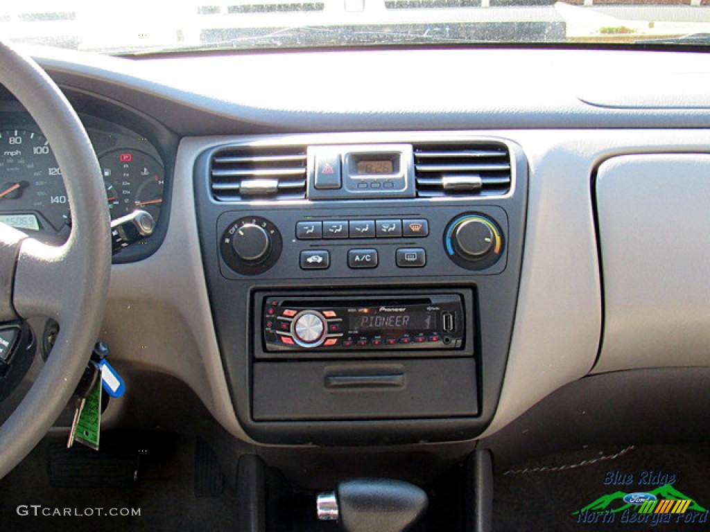 2001 Accord LX Sedan - Satin Silver Metallic / Quartz Gray photo #13
