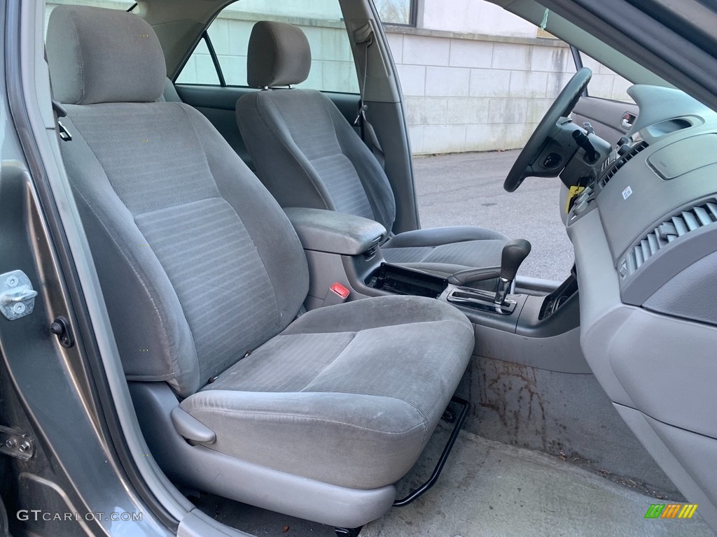 2005 Camry LE - Desert Sand Mica / Taupe photo #20