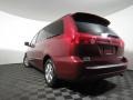 Salsa Red Pearl - Sienna XLE Photo No. 9