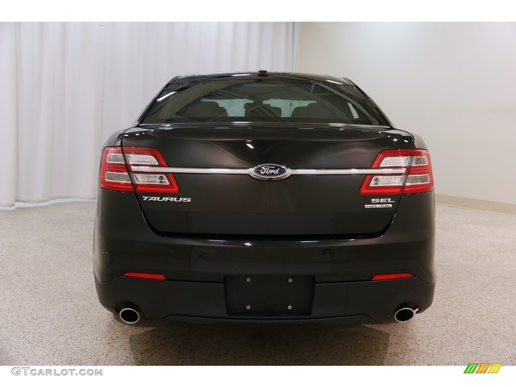 2015 Taurus SEL - Tuxedo Black Metallic / Charcoal Black photo #20