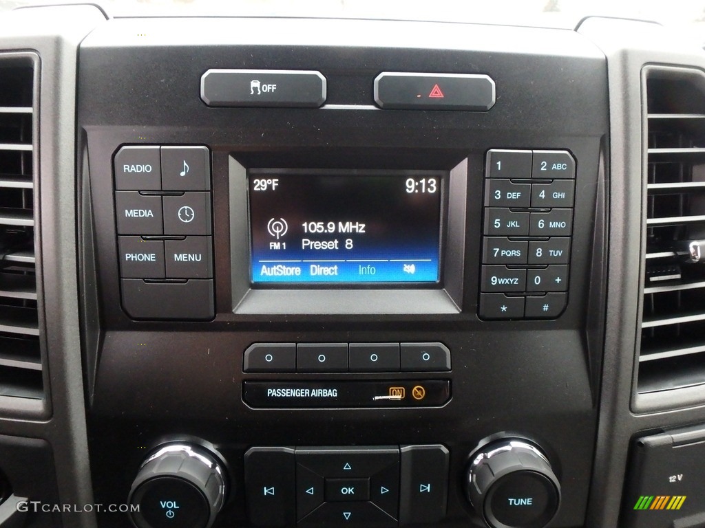 2019 Ford F550 Super Duty XL Crew Cab 4x4 Chassis Controls Photos