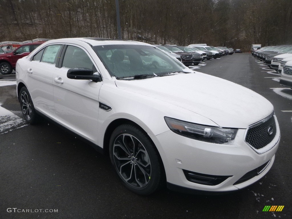 White Platinum 2019 Ford Taurus SHO AWD Exterior Photo #131974571