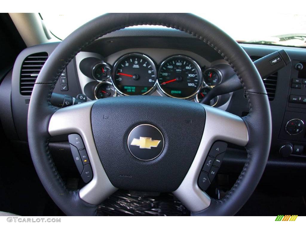 2009 Silverado 1500 LT Crew Cab - Victory Red / Dark Titanium photo #19