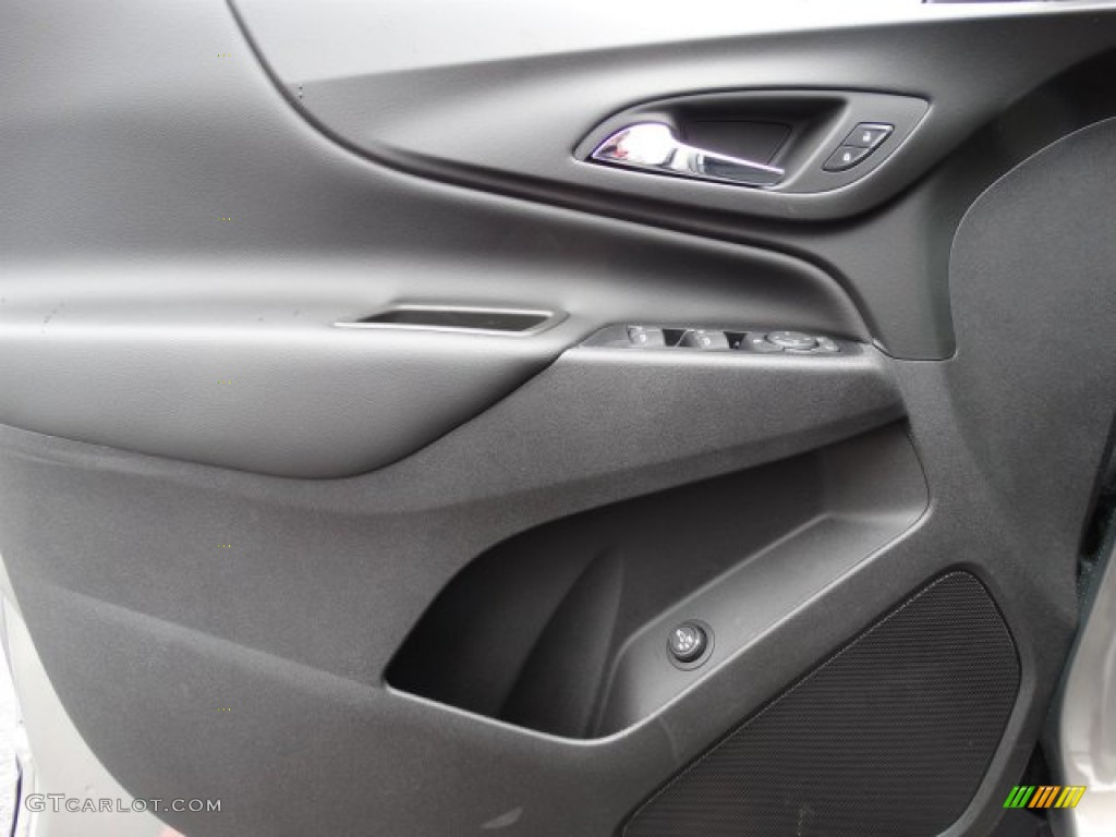 2019 Chevrolet Equinox LT Door Panel Photos
