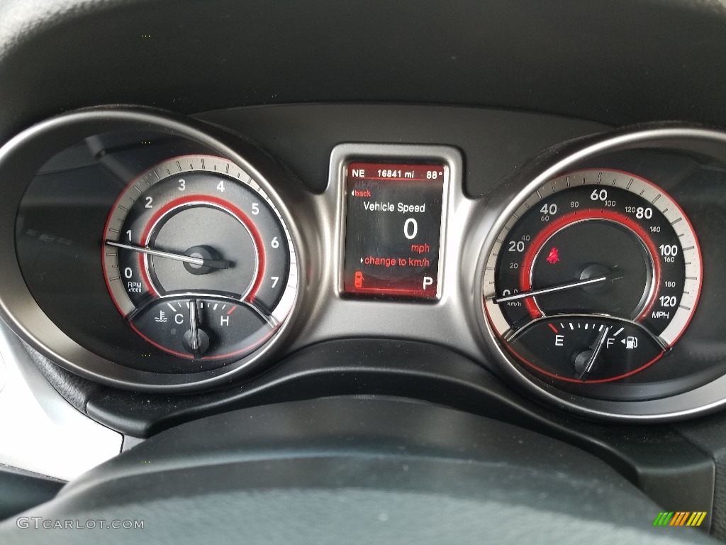 2018 Journey Crossroad - Bruiser Grey / Black photo #15