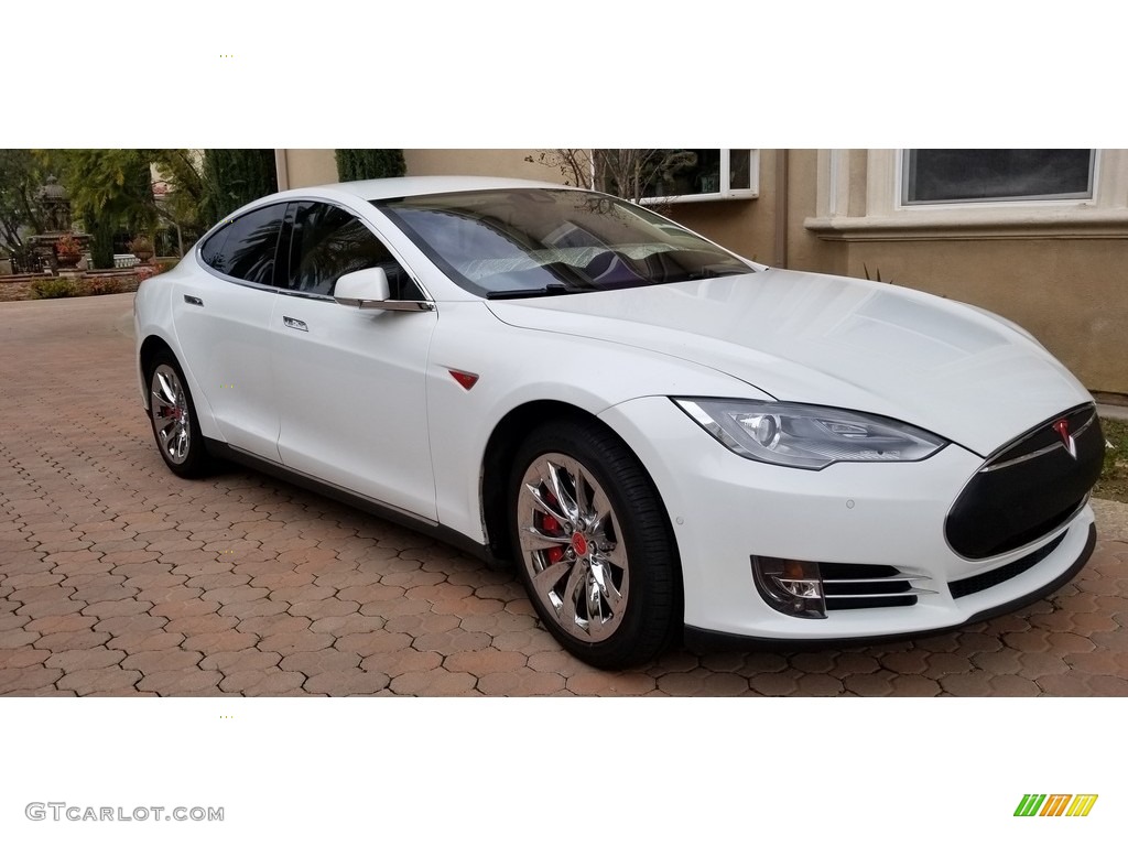 White Solid Tesla Model S