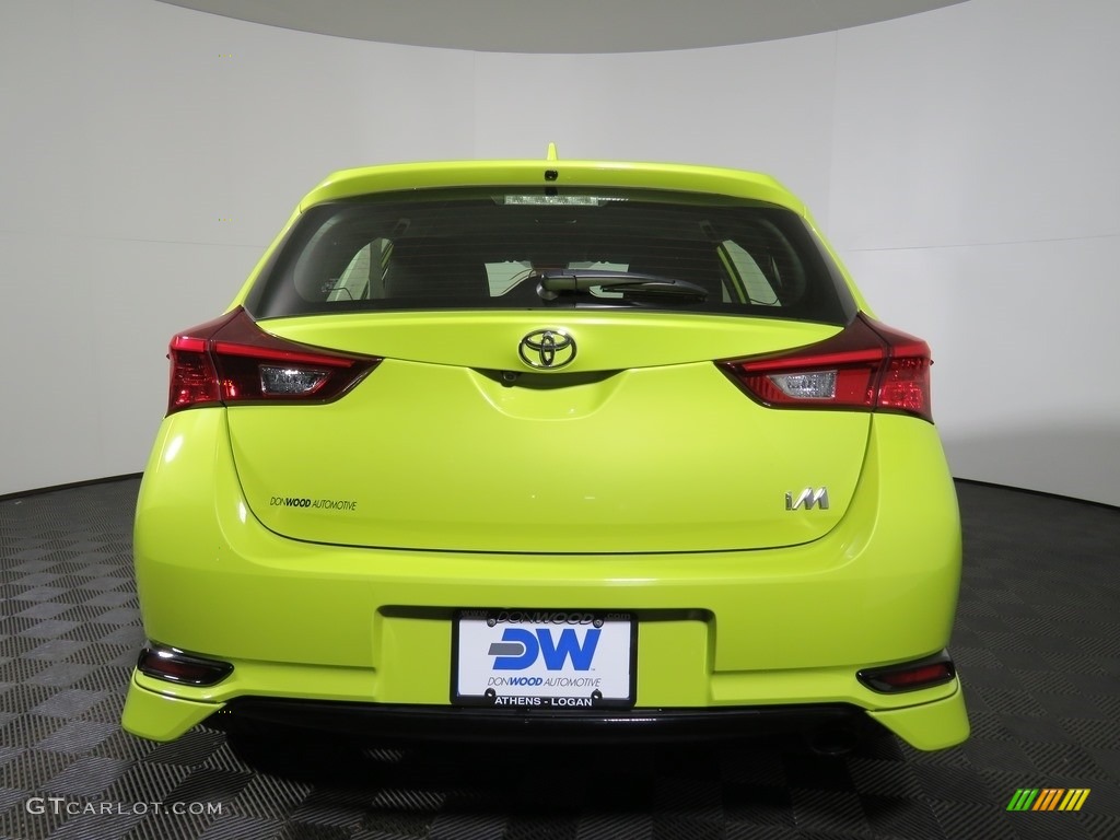 2017 Corolla iM  - Spring Green Metallic / Black photo #7