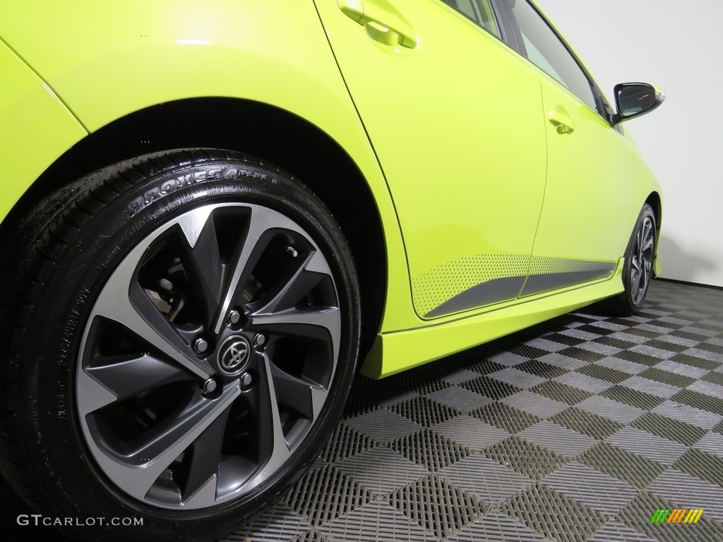 2017 Corolla iM  - Spring Green Metallic / Black photo #12