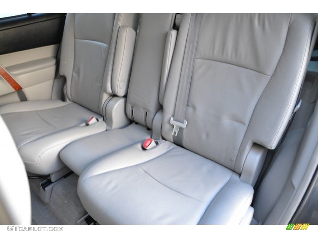 2010 Highlander Limited 4WD - Magnetic Gray Metallic / Ash photo #22