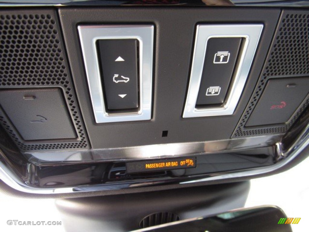 2019 Range Rover Velar R-Dynamic HSE - Santorini Black Metallic / Ebony photo #36