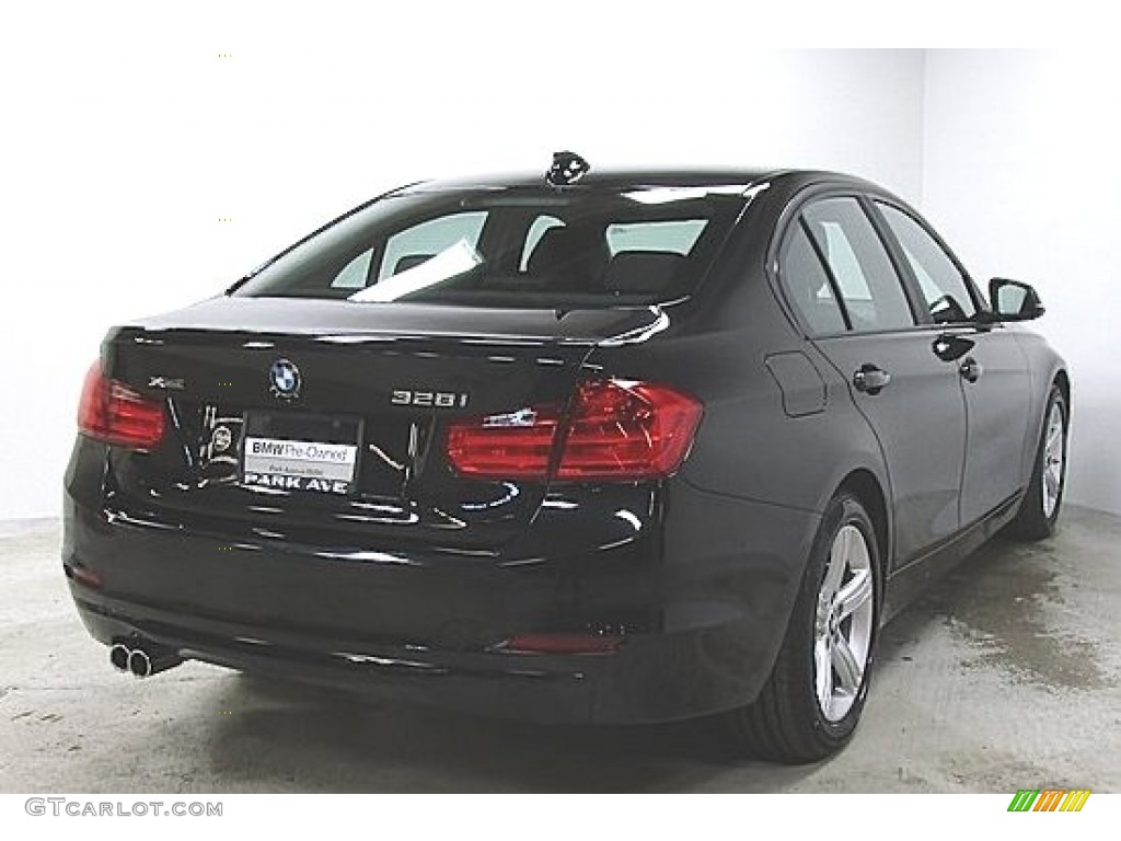 2015 3 Series 328i xDrive Sedan - Black Sapphire Metallic / Black photo #4