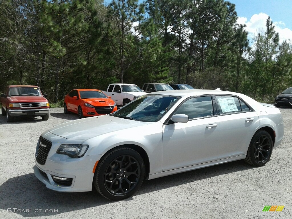 Silver Mist Chrysler 300