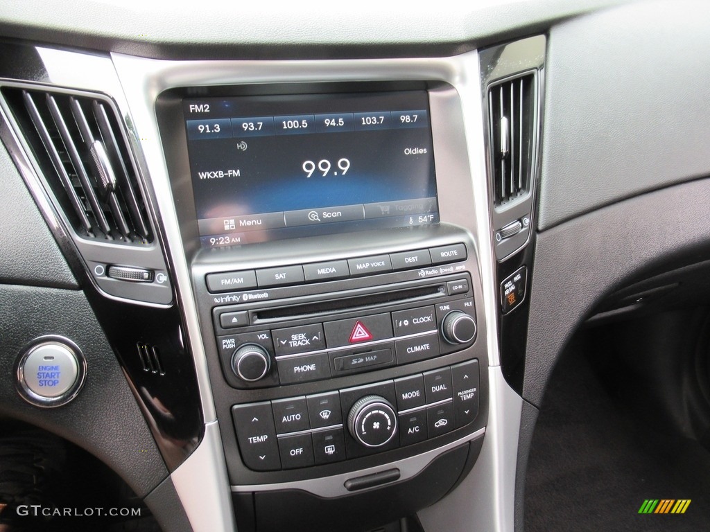 2014 Sonata Limited - Phantom Black Metallic / Black photo #18