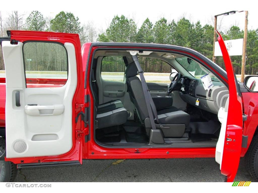 2009 Silverado 1500 Extended Cab 4x4 - Victory Red / Dark Titanium photo #17