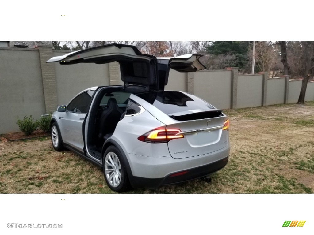 2018 Model X 100D - Silver Metallic / Black photo #16