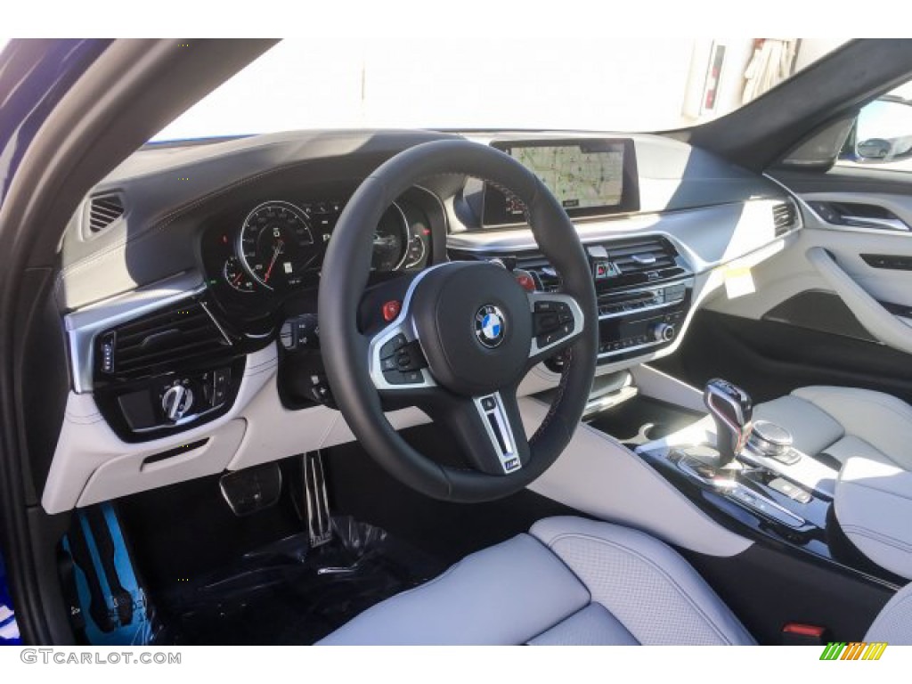 2019 M5 Competition - Marina Bay Blue metallic / Silverstone photo #4
