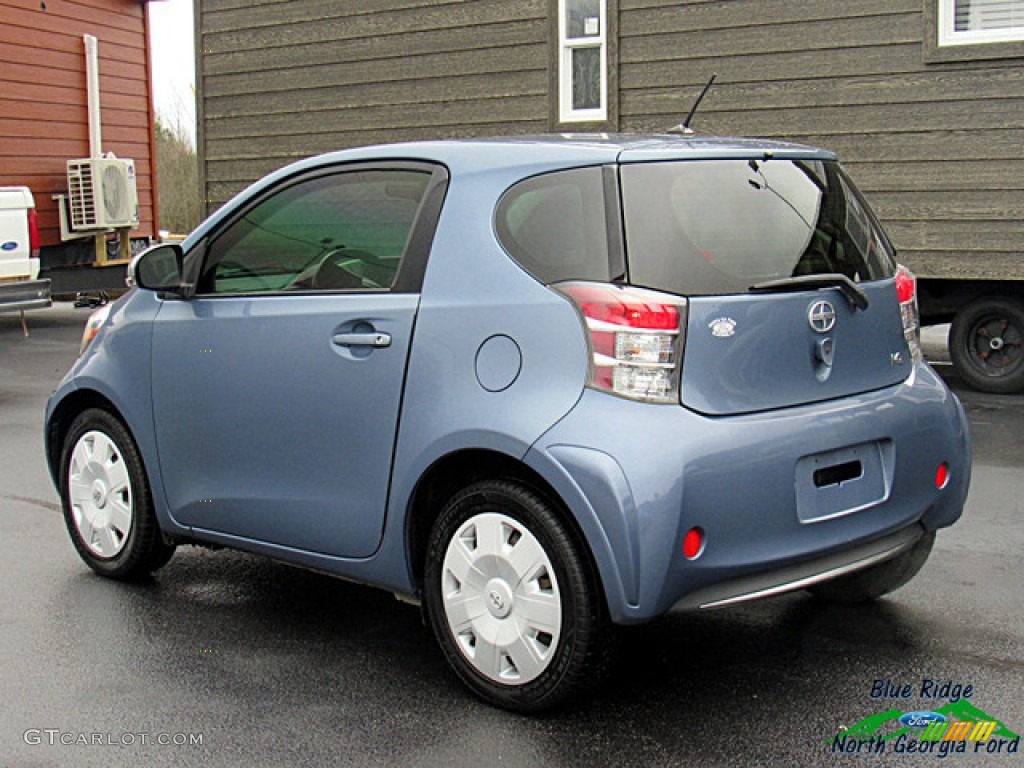 2012 iQ  - Pacific Blue Metallic / Dark Gray photo #3