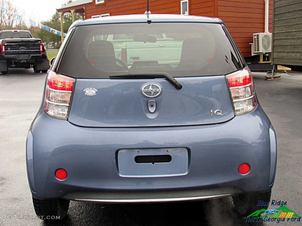 2012 iQ  - Pacific Blue Metallic / Dark Gray photo #4