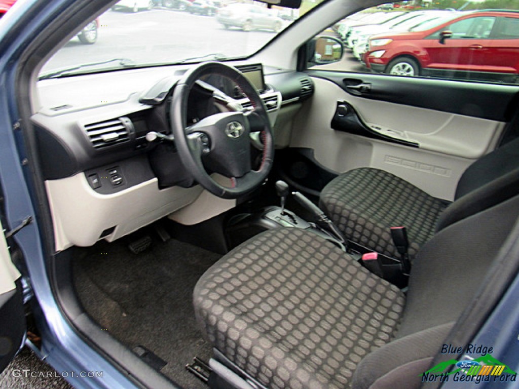 2012 iQ  - Pacific Blue Metallic / Dark Gray photo #11