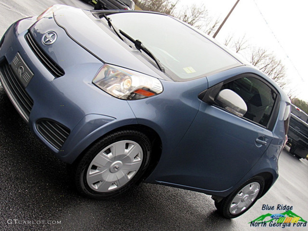 2012 iQ  - Pacific Blue Metallic / Dark Gray photo #24
