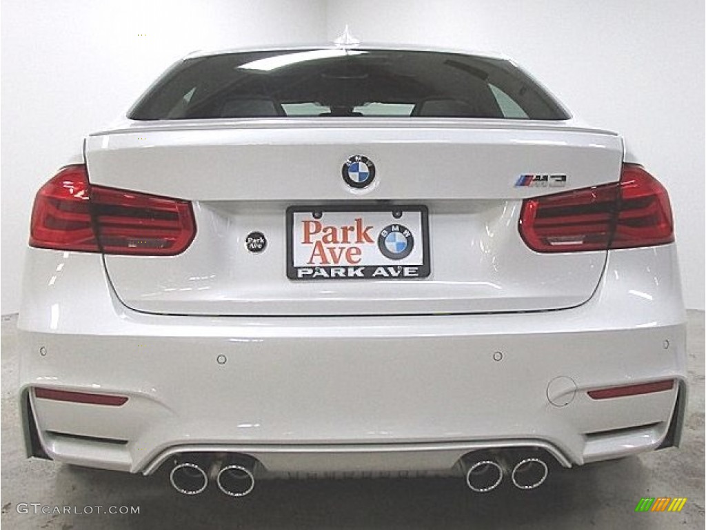 2018 M3 Sedan - Mineral White Metallic / Black photo #2