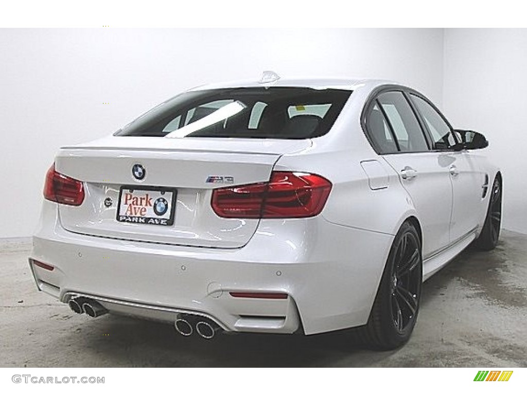 2018 M3 Sedan - Mineral White Metallic / Black photo #6