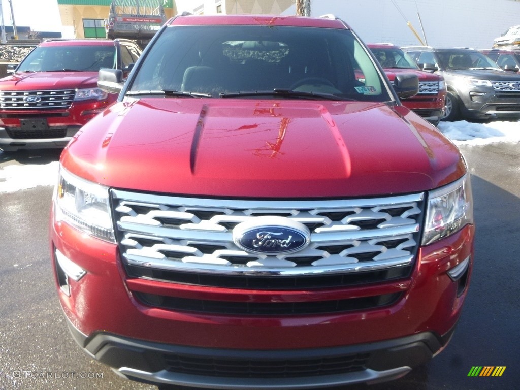 2019 Explorer XLT 4WD - Ruby Red / Medium Black photo #4