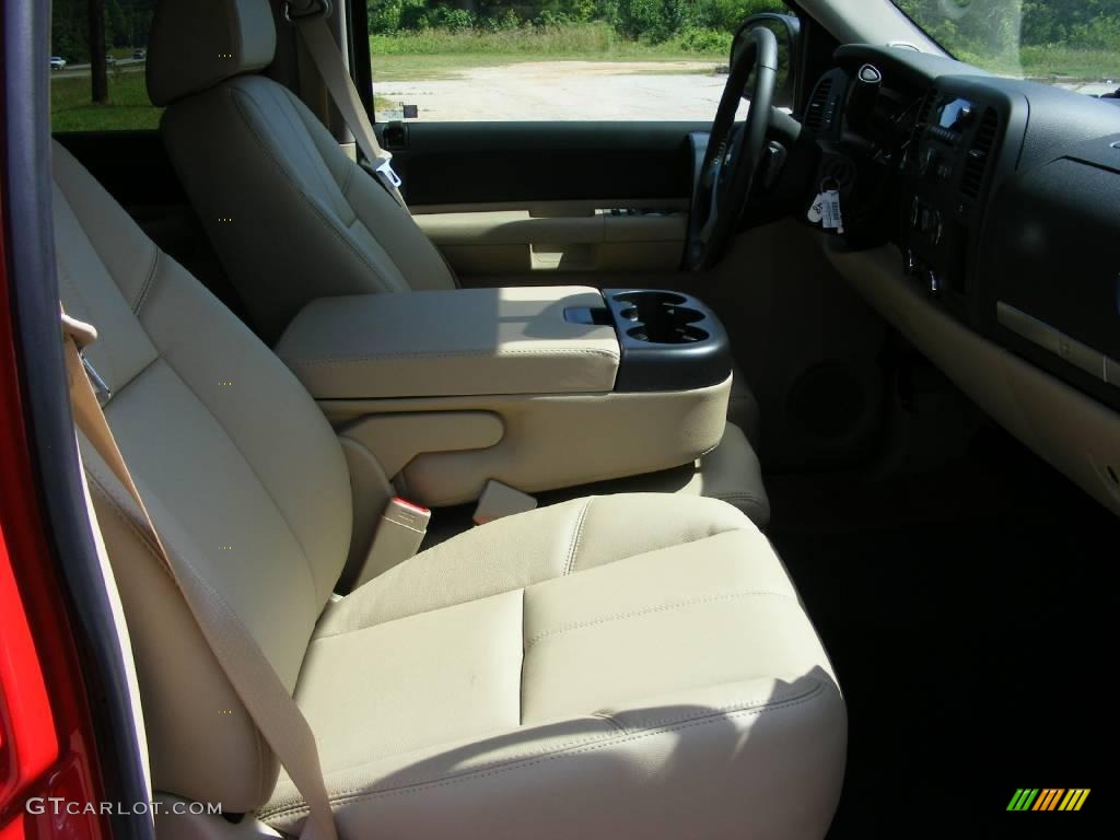 2009 Silverado 1500 LT Crew Cab - Victory Red / Light Cashmere photo #18